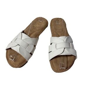 CLIFFS by WHITE MOUNTAIN‎ 7.5 White Comfort Sandals Slip On Fredie Slides Summer